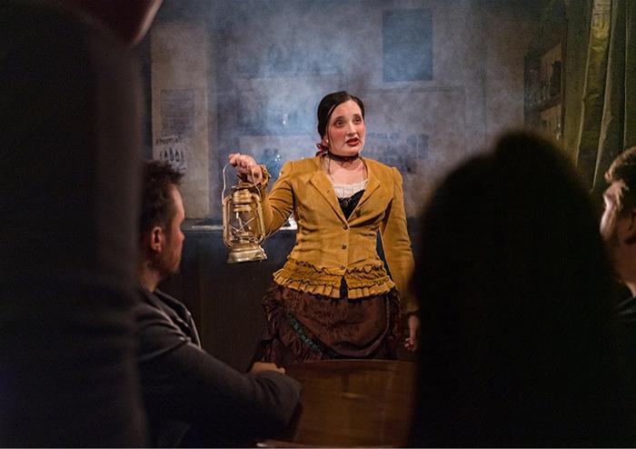 Thames River Sightseeing London Dungeon 2