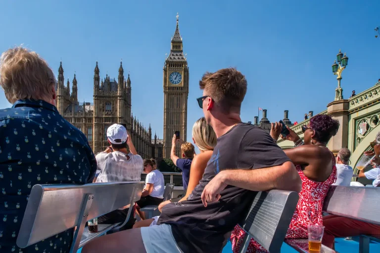 Thames River Sightseeing group activities