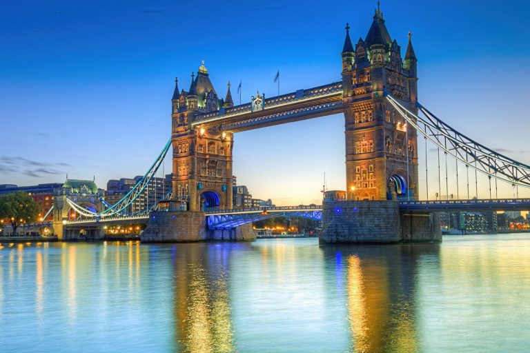 Thames River Sightseeing kmdkuijwyyp2nwutccez